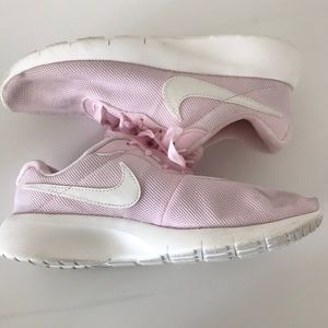 pastel pink nike shoes
